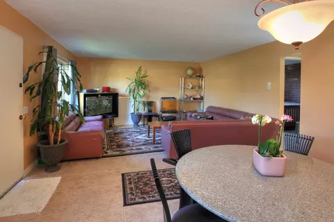 5921 Hickory St #1, Carpinteria, CA 93013 photo 2