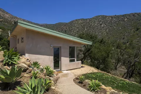 352 E Mountain Dr, Santa Barbara, CA 93108 photo 13