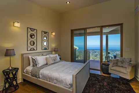352 E Mountain Dr, Santa Barbara, CA 93108 photo 9