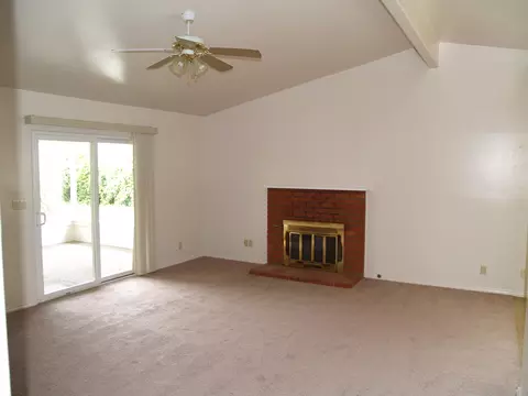 5437 Shemara St, Carpinteria, CA 93013 photo 4