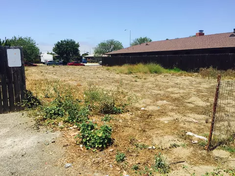 204 N C St, Lompoc, CA 93436 photo 3