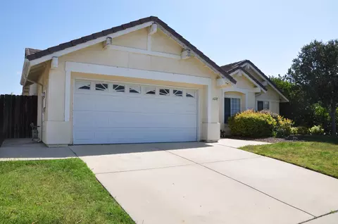1028 Armstrong St, Lompoc, CA 93436 photo 2
