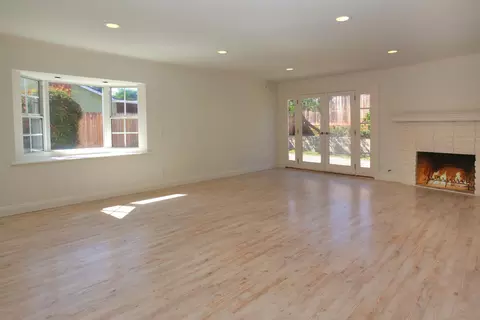 4662 Eleanor Dr, Carpinteria, CA 93013 photo 4