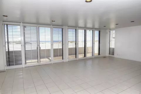 3281 Ocean Dr, Oxnard, CA 93035 photo 3