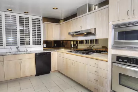 3281 Ocean Dr, Oxnard, CA 93035 photo 8