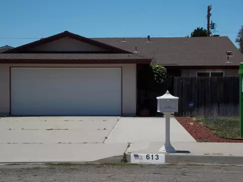 613 N 5th St, Lompoc, CA 93436 photo 1