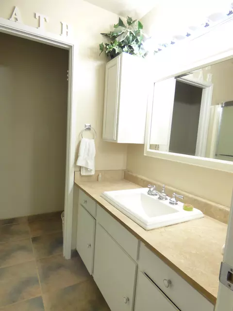 613 N 5th St, Lompoc, CA 93436 photo 7