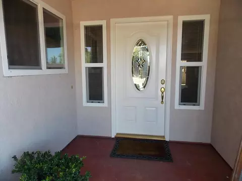 613 N 5th St, Lompoc, CA 93436 photo 2