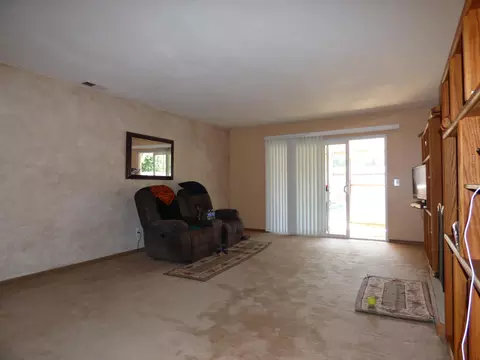 613 N 5th St, Lompoc, CA 93436 photo 4