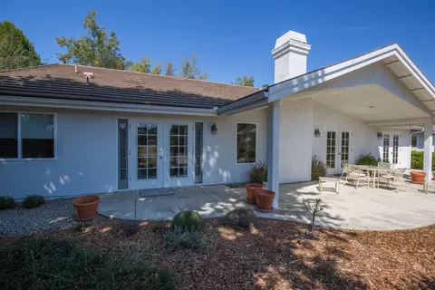 632 Hillside Dr, Solvang, CA 93463 photo 2