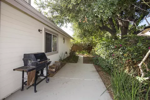 6032 Suellen Ct, Goleta, CA 93117 photo 17