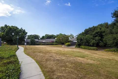 6032 Suellen Ct, Goleta, CA 93117 photo 18