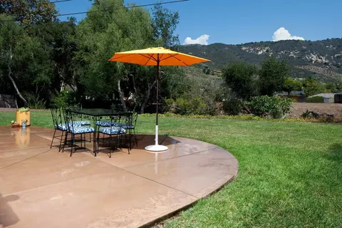 178 Serafin St, Carpinteria, CA 93013 photo 8