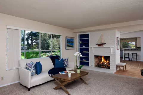 178 Serafin St, Carpinteria, CA 93013 photo 2