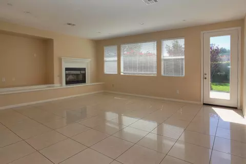 3104 Dove Canyon Dr, Oxnard, CA 93036 photo 8
