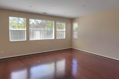 3104 Dove Canyon Dr, Oxnard, CA 93036 photo 9