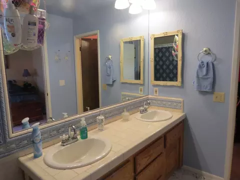 3031 Oak Pointe Dr, Lompoc, CA 93436 photo 16