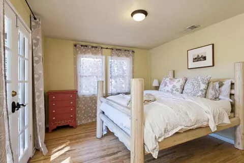 310 E Aliso St, Ojai, CA 93023 photo 12