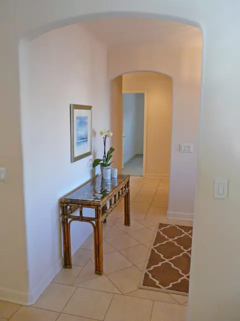 261 Ancona Ave, Goleta, CA 93117 photo 2