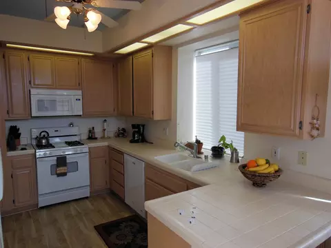 1244 Stonebrook Dr, Lompoc, CA 93436 photo 3