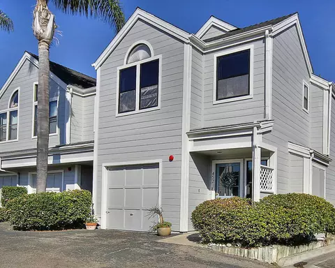 4521 Carpinteria Ave #E, Carpinteria, CA 93013 photo 1