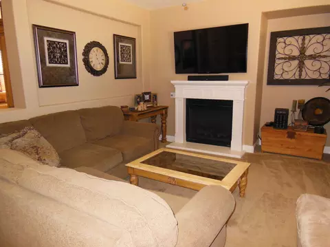 726 Carina Dr, Lompoc, CA 93436 photo 5