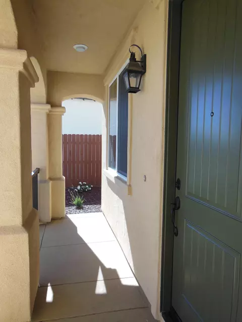 726 Carina Dr, Lompoc, CA 93436 photo 2