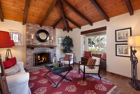 4921 3rd St, Carpinteria, CA 93013 photo 3