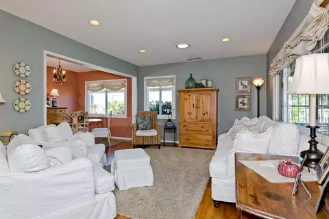 3158 Strathmore Dr, Ventura, CA 93003 photo 5