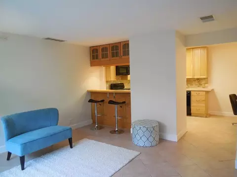 385 Northgate Dr #C, Goleta, CA 93117 photo 4