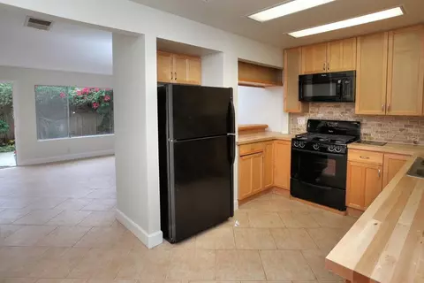 385 Northgate Dr #C, Goleta, CA 93117 photo 12