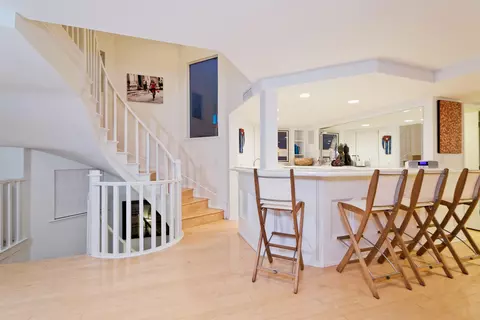 3257 Ocean Dr, Oxnard, CA 93035 photo 4