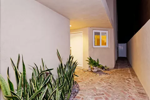 3257 Ocean Dr, Oxnard, CA 93035 photo 3