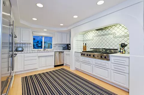 3257 Ocean Dr, Oxnard, CA 93035 photo 8