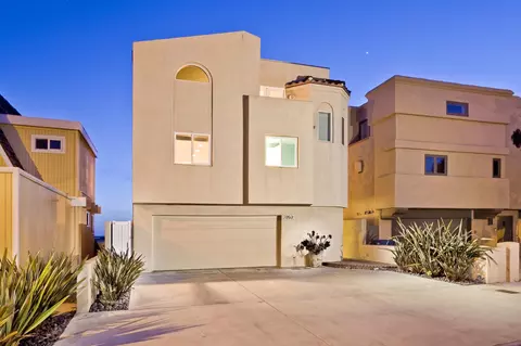 3257 Ocean Dr, Oxnard, CA 93035 photo 1