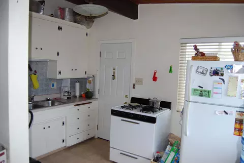 601 W Maple Ave, Lompoc, CA 93436 photo 10