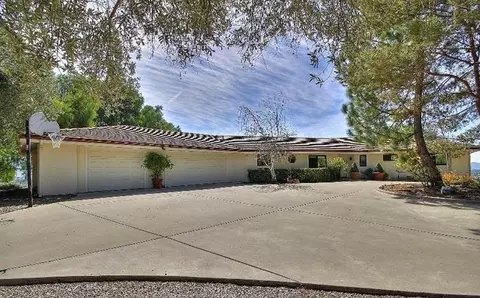 2575 Latigo Dr, Solvang, CA 93463 photo 3
