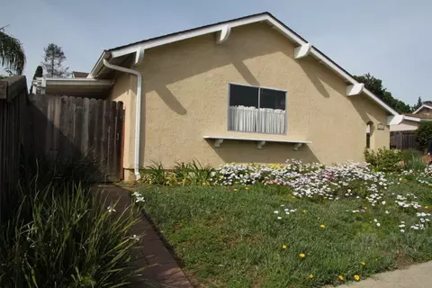 7464 Evergreen Dr, Goleta, CA 93117 photo 3