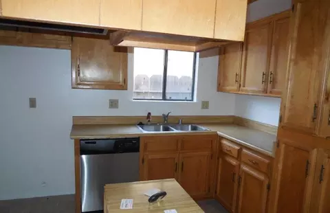 1204 W Oak Ave, Lompoc, CA 93436 photo 4