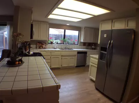 105 Galaxy Way, Lompoc, CA 93436 photo 6