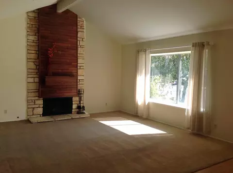 3053 Starling Ave, Thousand Oaks, CA 91360 photo 4