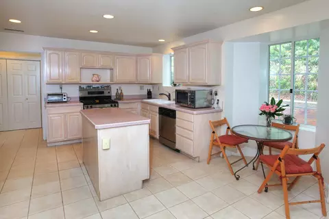 4 Baker Ln, Goleta, CA 93117 photo 6