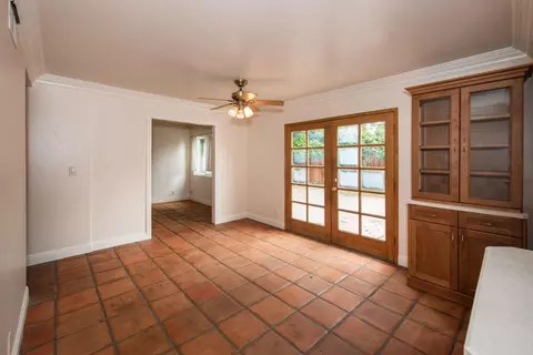 4723 Malibu Dr, Carpinteria, CA 93013 photo 5