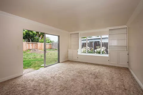 4723 Malibu Dr, Carpinteria, CA 93013 photo 7