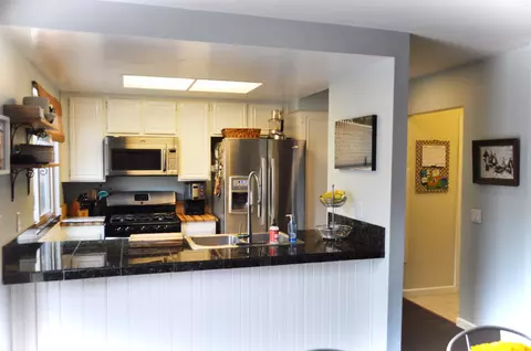 6088 Jacaranda Way #E, Carpinteria, CA 93013 photo 7