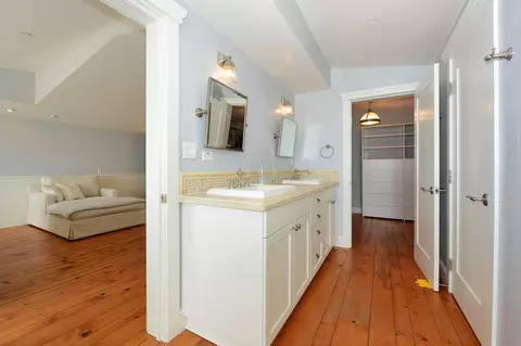 1081 Mandalay Beach Rd, Oxnard, CA 93035 photo 16