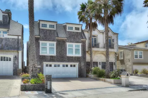 1081 Mandalay Beach Rd, Oxnard, CA 93035 photo 2