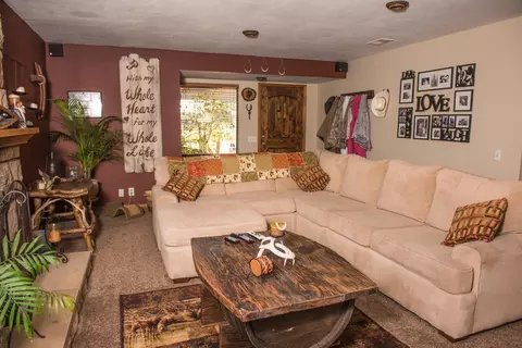 524 Bush Ct, Lompoc, CA 93436 photo 2