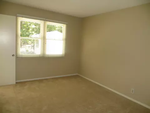 237 Spring St, Ventura, CA 93001 photo 10