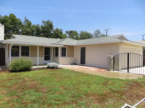237 Spring St, Ventura, CA 93001 photo 1